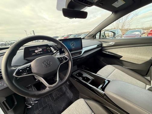 2023 Volkswagen ID.4 Pro