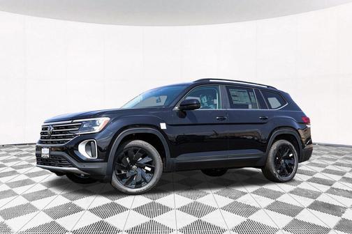 2025 Volkswagen Atlas 2.0T SE