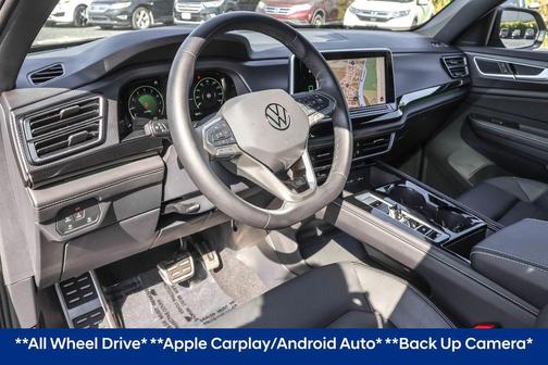2025 Volkswagen Atlas Cross Sport 2.0T SEL R-Line Black