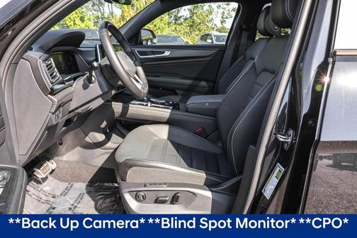 2025 Volkswagen Atlas Cross Sport 2.0T SEL R-Line Black