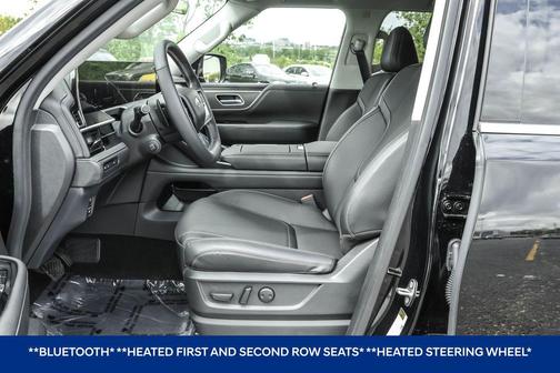 2025 INFINITI QX80 PURE