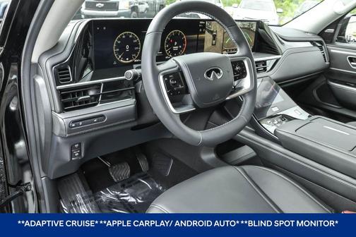 2025 INFINITI QX80 PURE