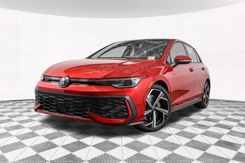 2025 Volkswagen Golf GTI 2.0T SE