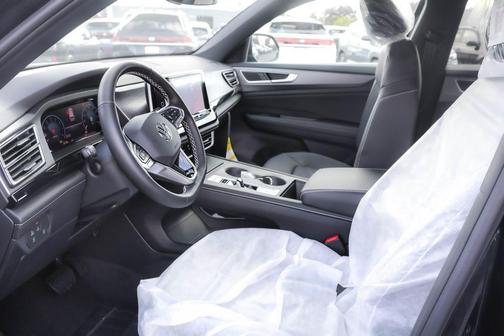 2026 Volkswagen Atlas Cross Sport 2.0T SE