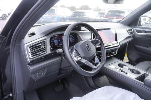 2026 Volkswagen Atlas Cross Sport 2.0T SE