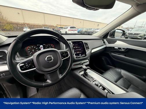 2016 Volvo XC90 T5 Momentum