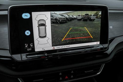2026 Volkswagen Atlas Cross Sport 2.0T SE