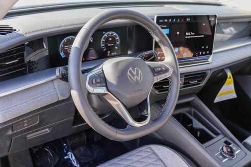 2025 Volkswagen Tiguan 2.0T S