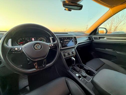 2019 Volkswagen Atlas 3.6L SE w/Technology
