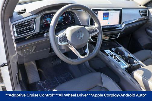 2025 Volkswagen Atlas Cross Sport 2.0T SE w/Technology