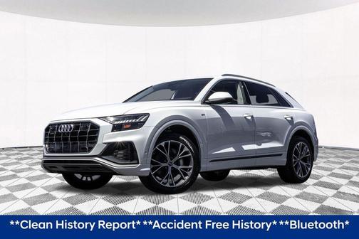 Glacier White Metallic 2023 Audi Q8 55 Premium Plus