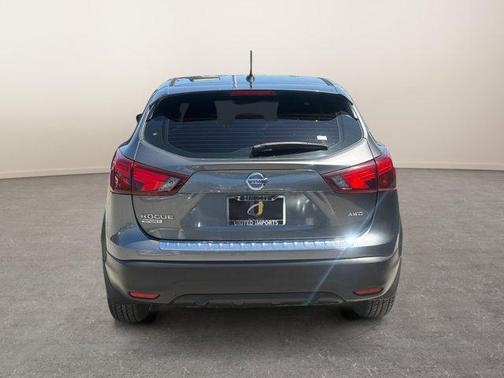 2017 Nissan Rogue Sport S