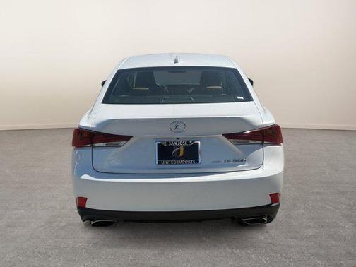 2018 Lexus IS 300 Base