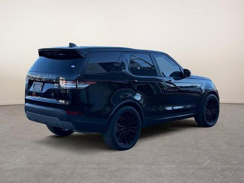 2020 Land Rover Discovery SE