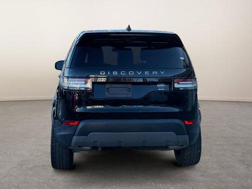 2020 Land Rover Discovery SE