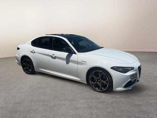 2022 Alfa Romeo Giulia Ti