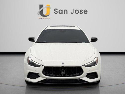 2022 Maserati Ghibli Modena