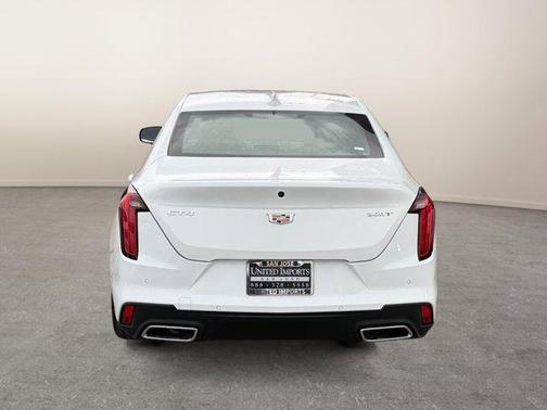 2025 Cadillac CT4 Luxury RWD