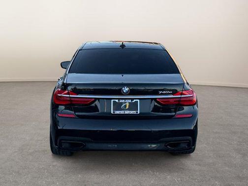 2018 BMW 740e xDrive iPerformance