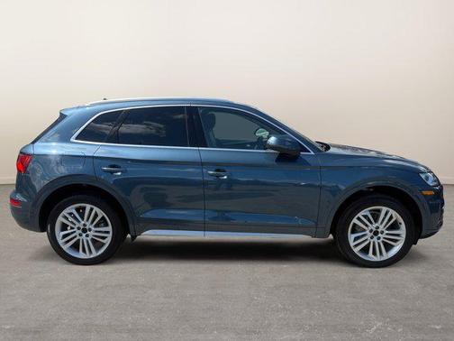 2018 Audi Q5 2.0T Prestige