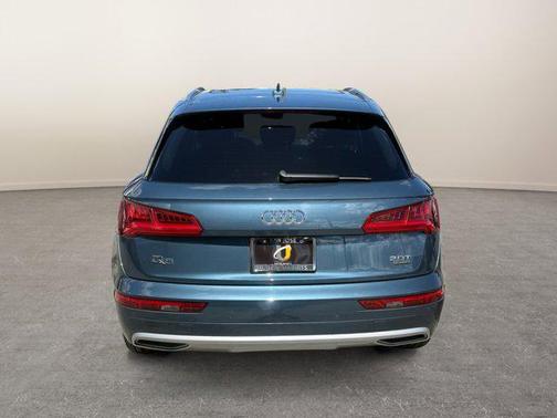 2018 Audi Q5 2.0T Prestige