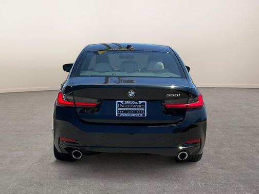 2023 BMW 330 330i