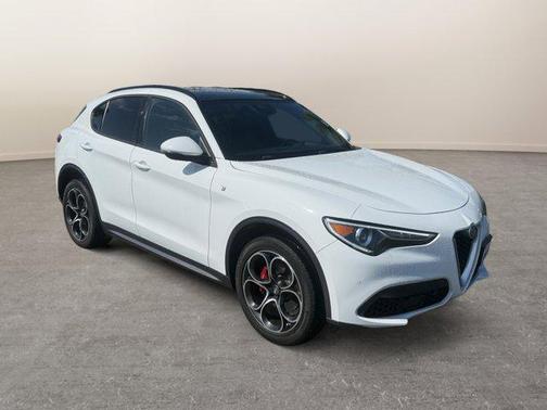 2022 Alfa Romeo Stelvio Ti