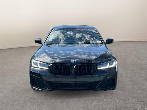 2022 BMW 530 i