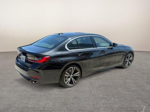 2024 BMW 330 i