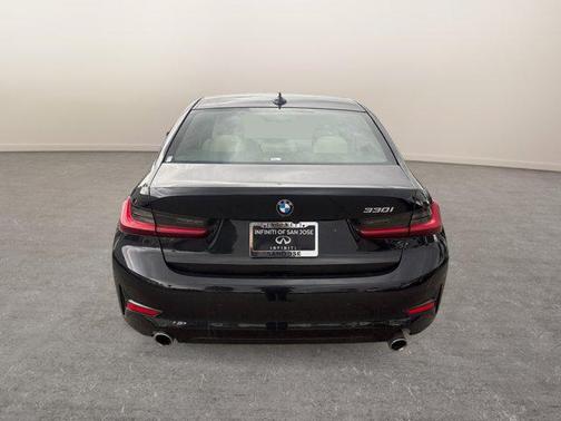 2022 BMW 330 330i