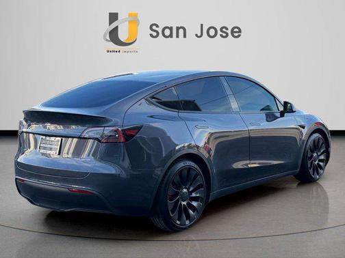 2022 Tesla Model Y Performance Dual Motor All-Wheel Drive