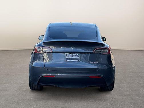 2022 Tesla Model Y Performance Dual Motor All-Wheel Drive