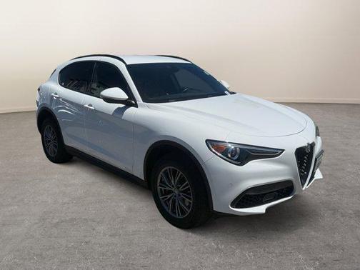 2022 Alfa Romeo Stelvio Sprint