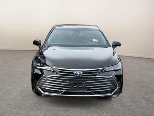 2019 Toyota Avalon Hybrid Limited