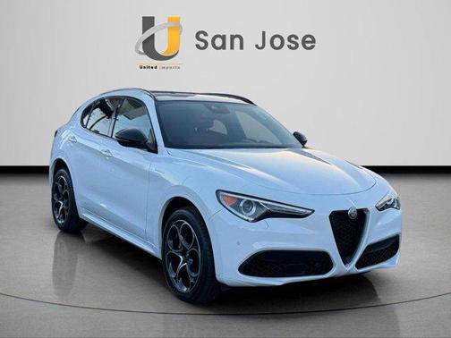 2023 Alfa Romeo Stelvio Veloce AWD