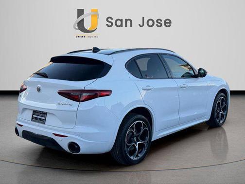 2023 Alfa Romeo Stelvio Veloce AWD