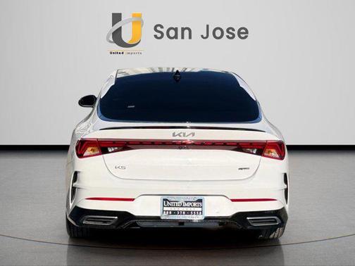 2024 Kia K5 GT-Line