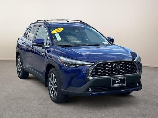 2023 Toyota Corolla Cross XLE