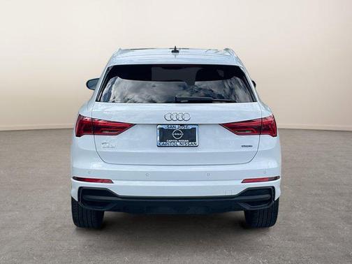 2024 Audi Q3 Premium 45 TFSI S line quattro Tiptronic