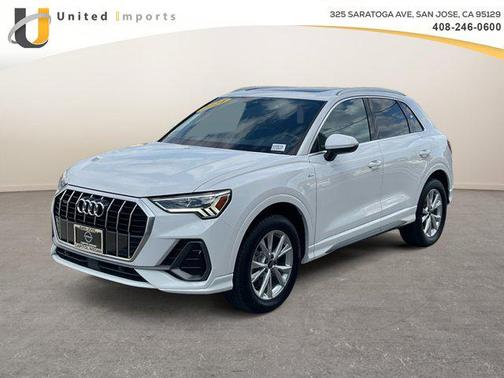 2024 Audi Q3 Premium 45 TFSI S line quattro Tiptronic