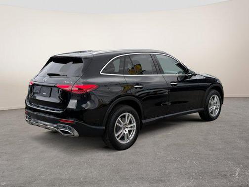 2023 Mercedes-Benz GLC 300 4MATIC