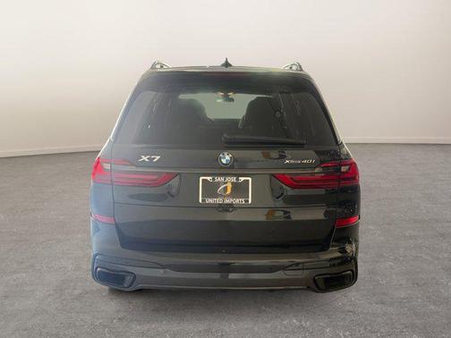 2022 BMW X7 xDrive40i
