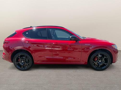 2022 Alfa Romeo Stelvio Ti