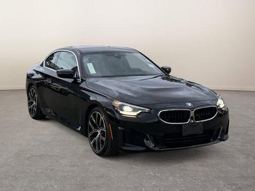 2023 BMW 230 i