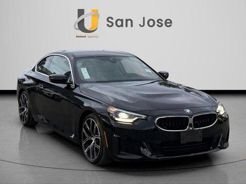 2023 BMW 230 i