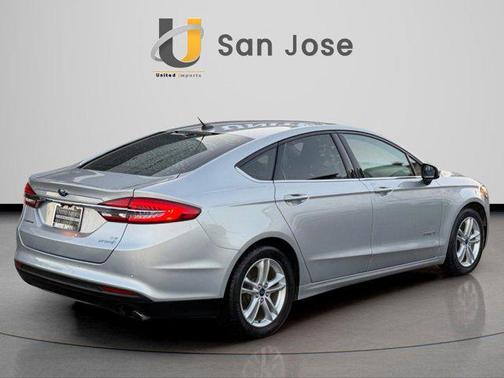 2018 Ford Fusion Hybrid SE