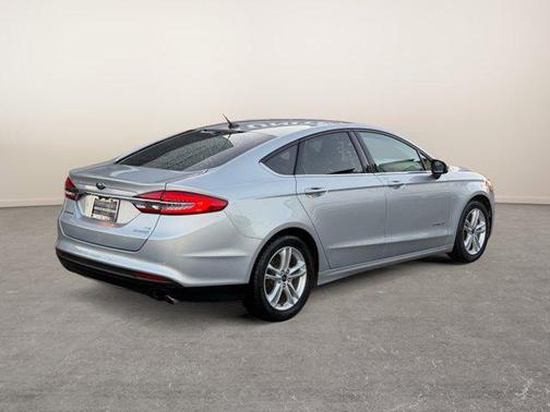 2018 Ford Fusion Hybrid SE