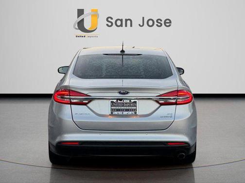 2018 Ford Fusion Hybrid SE