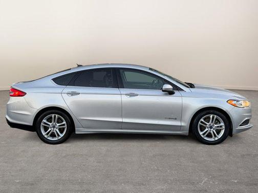 2018 Ford Fusion Hybrid SE