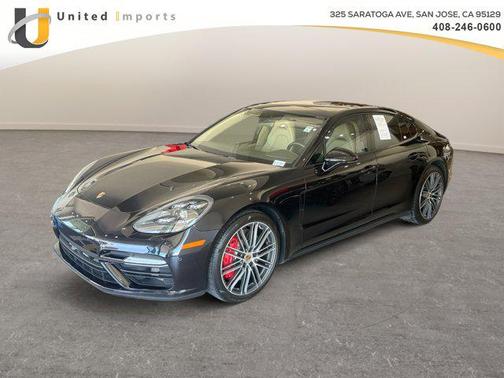 2017 Porsche Panamera Turbo